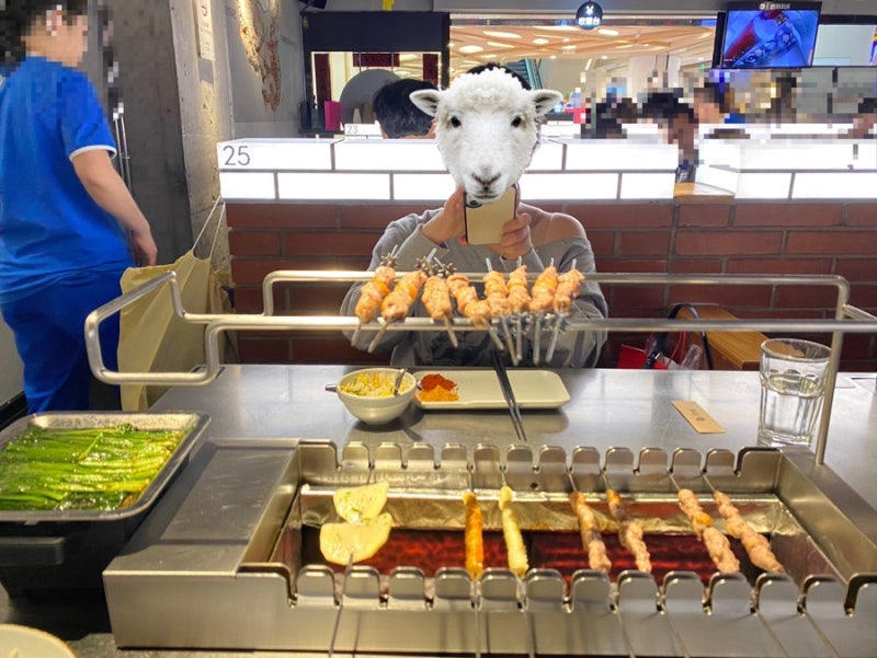 [상하이] 난징동루 양꼬치: 헌지우이치엔 상하이 제일 백화점 (&고덕지도)