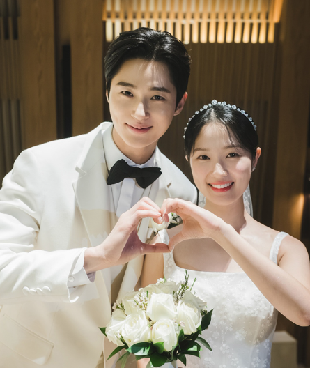 종영 한참 지났는데 변우석 김혜윤만 유독 손 꼭 잡는 진짜 이유