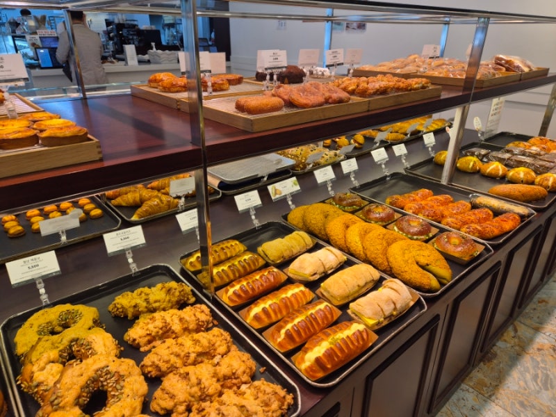 홍종흔베이커리 신봉외식타운점｜용인시 빵 맛집 카페 추천