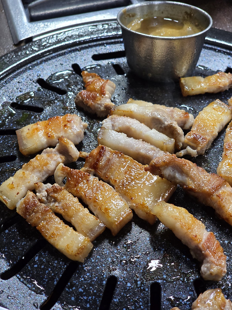 하루방뒷고기순대국 홍제점 사진 6