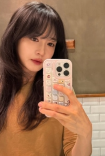   요정 강림?! 성유리 쌍둥이 딸 공개에 랜선 이모들 난리 난 이유