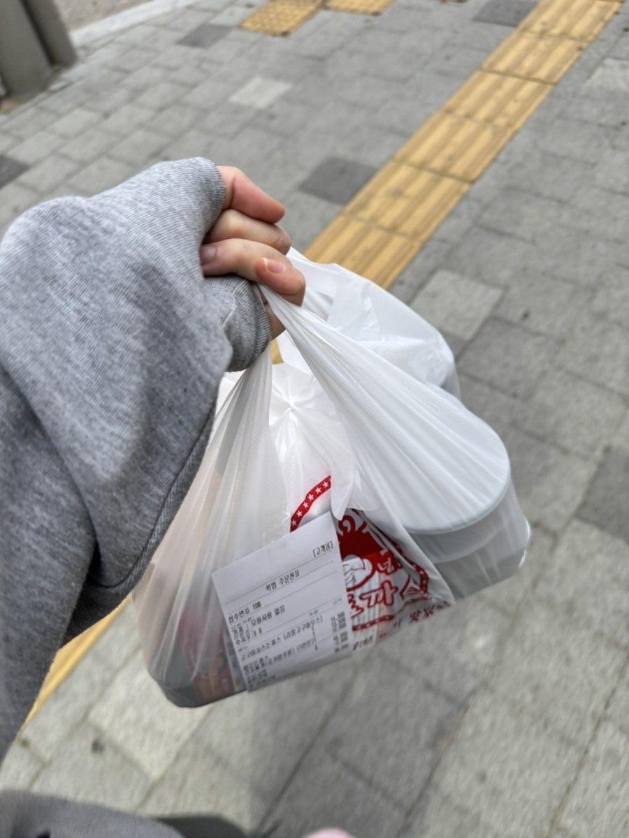 김민성아임넙띠기돈까스 서구점 사진 4