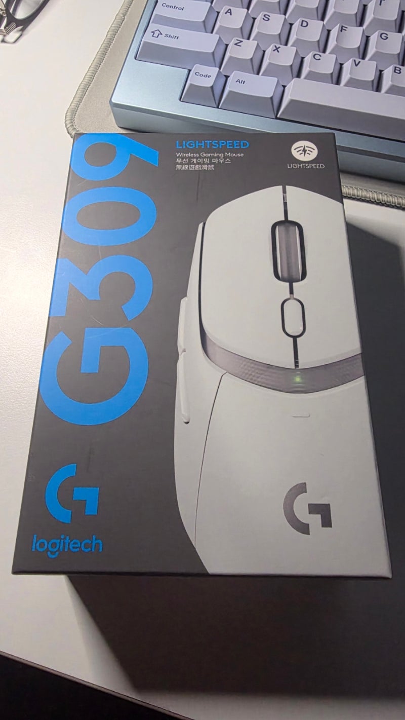 로지텍 g309 lightspeed 무선 게이밍마우스 후기(작은손 마우스 추천)