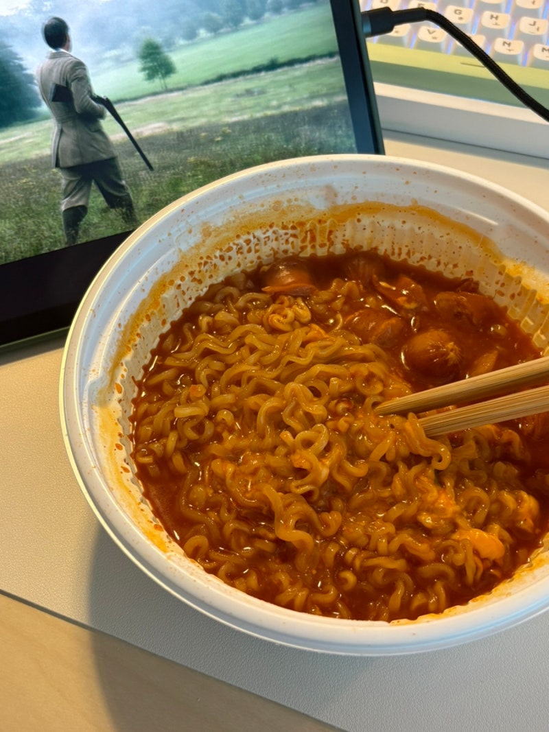왕뚜껑 국물라볶이 조리법 3분+2분!