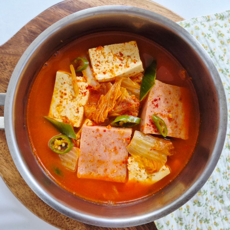 스팸김치찌개 맛있게 끓이는법 간단 스팸 김치찌개 레시피