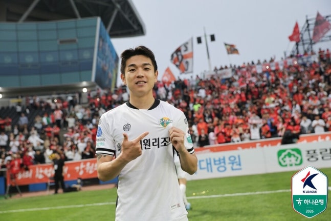 <b>김대원</b>의 득점, 정경호 감독님 위한 승리 세리머니는 왜?