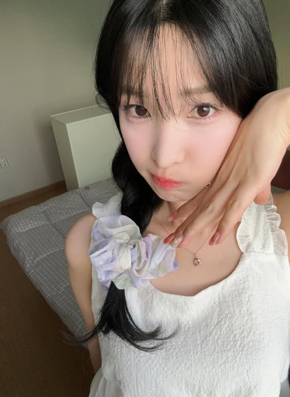 율희 근황, 최민환과 이혼 후 여캠 전향 100일차?