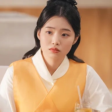21세기 대군부인 이아름 범인설 혼례 실신 뒤 커진 약물 의심