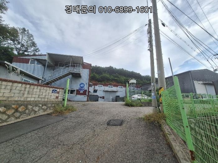  48번 국도 김포대로 바로 앞! 물류 거점으로 최적화된 경기도 김포 월곶면 대형 공장, 놀라운 반값 경매 찬스 2024타경45687