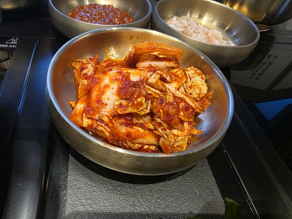 보쌈애칼국수 강남자곡본점 사진 5