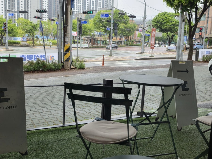 커스텀커피 안성점 사진 5