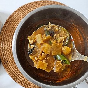 우렁각시장어총각 감칠맛좋은 집된장찌개 우렁된장찌개 밀키트