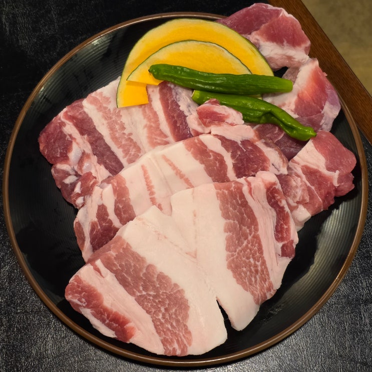  [신촌역 공복식당] 신촌삼겹살 맛집: 포삼겹(생갈비) - 신촌맛집/삼겹살 고기집