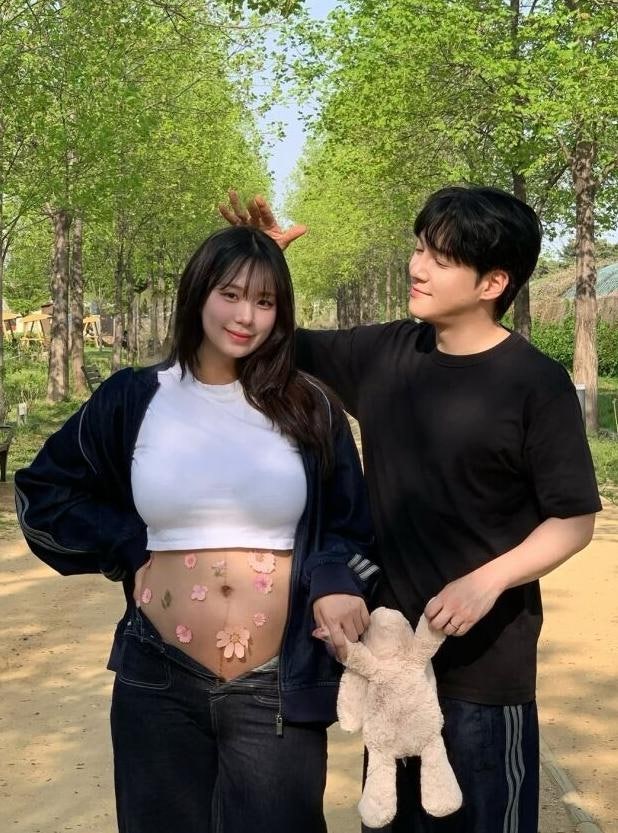 "덕질하던 연예인과 결혼" 최현석 딸 최연수, 만삭 화보로 전한 근황