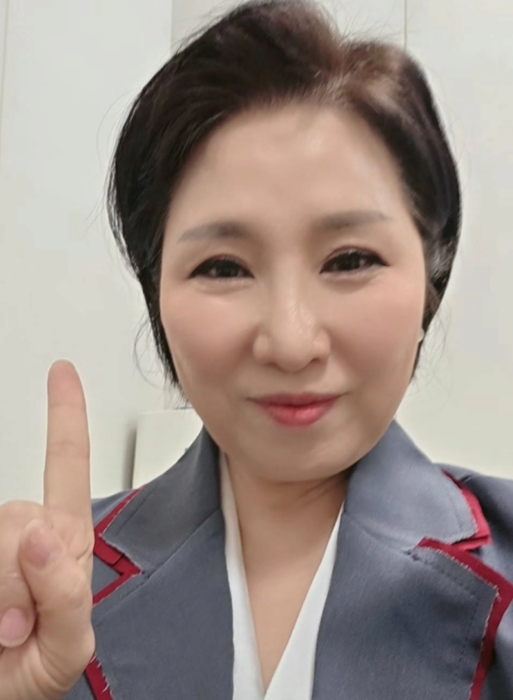   상담 전문가 이호선 교수가 던진 묵직한 질문 친구 엄마 성함 아세요