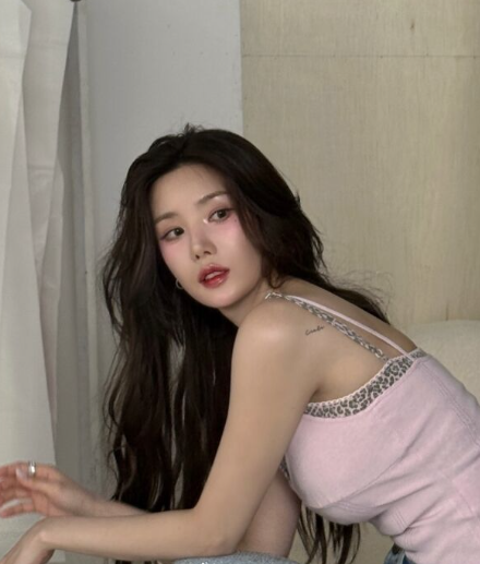   권은비 이적 후 리즈 갱신? 새 둥지 RBW에서 보여줄 역대급 비주얼