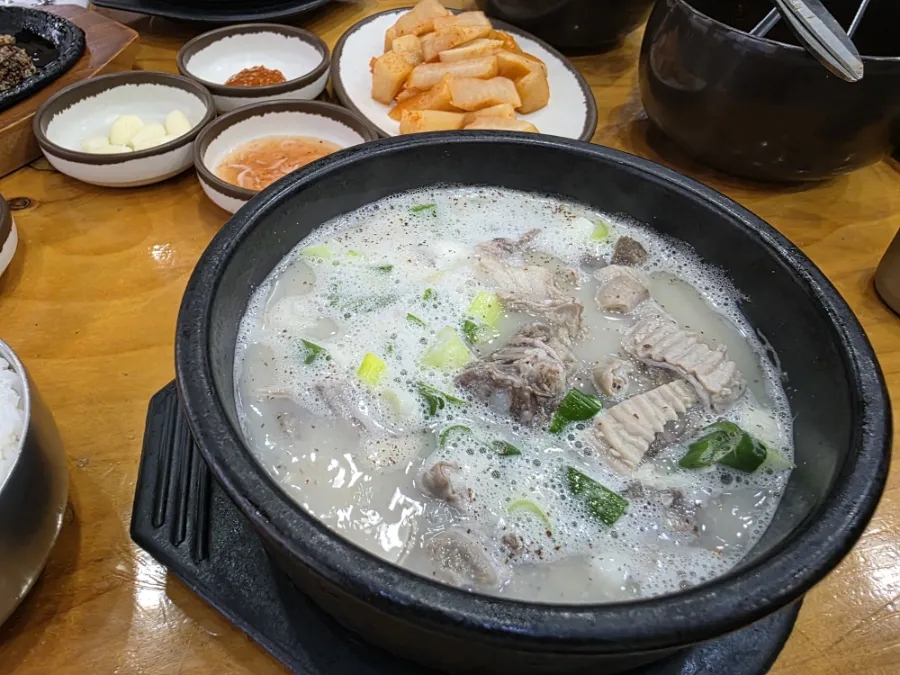 윤가네토종순대국 사진 6