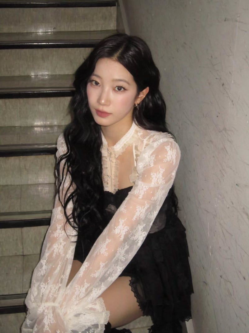 [2026.05.03] 르세라핌 카즈하 인스타 사진 업로드