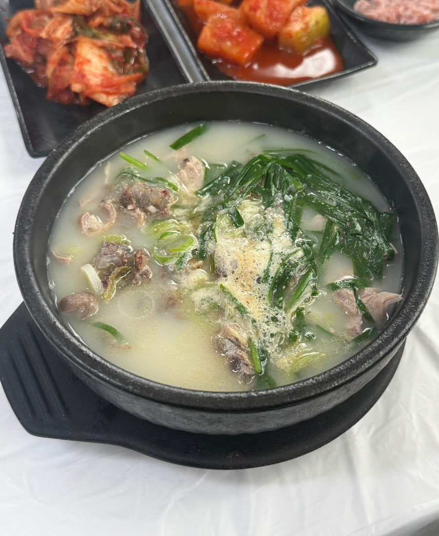 삼거리순대국밥 사진 1