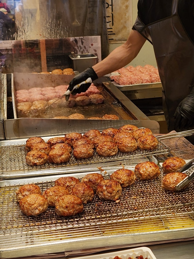 요즘 핫한 부산 부전시장 먹거리 간식 BEST 7 떡갈비부터 명란김밥까지 총정리 ft. 주차
