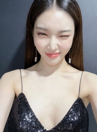 런닝맨 뜬 청하 프로필 나이 본명 과사 주량? 빚 다 갚고 효도한 소름 돋는 과거