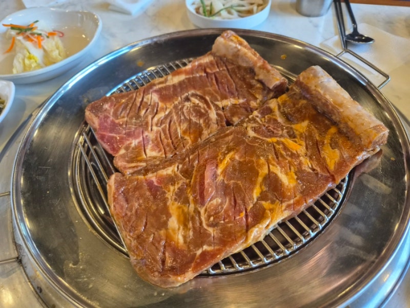 [흥부골숯불돼지왕갈비]냉면서비스가 있는 영등포 돼지갈비 맛집 내돈내산 후기