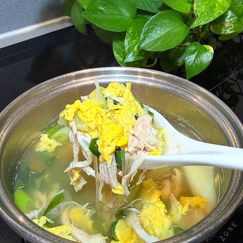 닭곰탕 이렇게 끓이세요… 맑고 깔끔하게 15분 완성 (닭가슴살 ver)