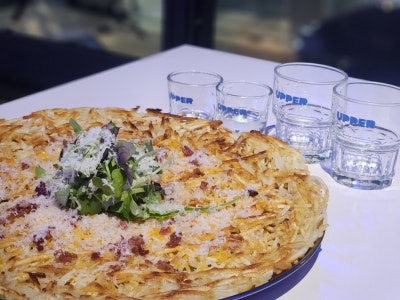 [을지로3가역술집] 힙한 감성 맛집 &lsquo;어퍼 을지로&rsquo;