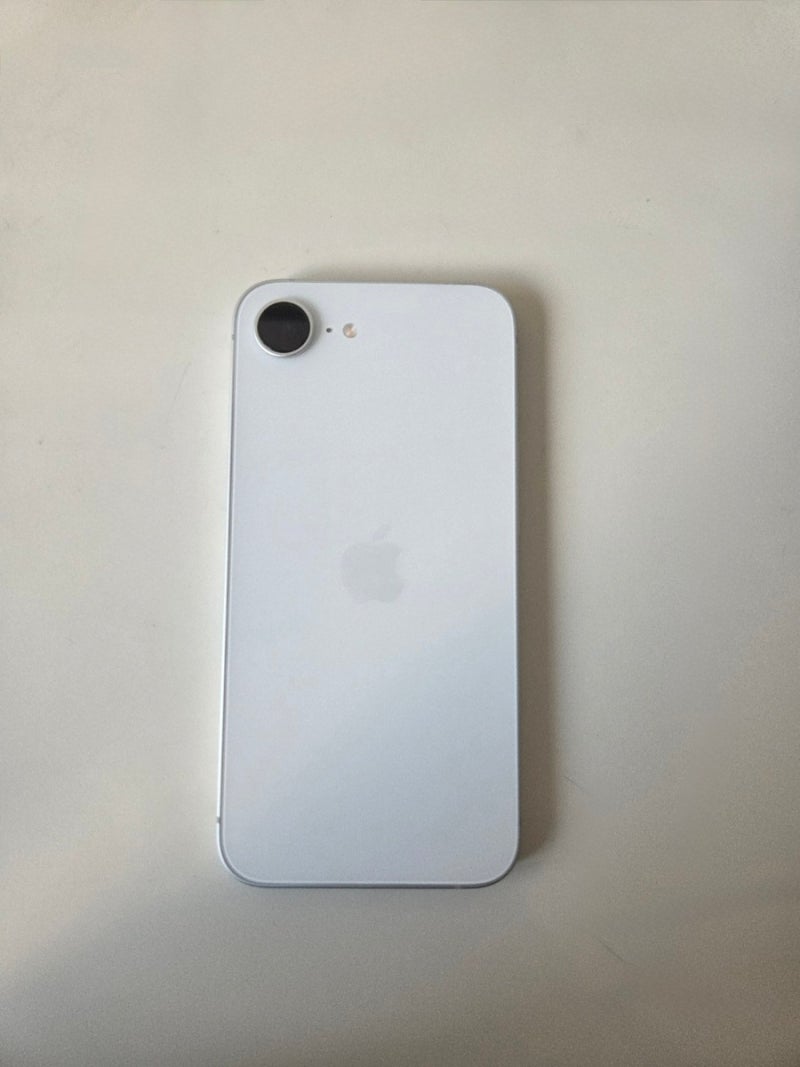 iPhone 아이폰 17e 직접 사용기 구매기(약간의 케이스 추천까지..)