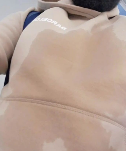  ️ 비행기 천장에서 쏟아진 의문의 물폭탄?! 유나이티드 항공 황당 서비스 논란