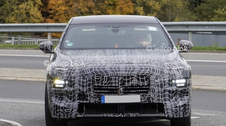  "70만 원 밖에 안 올랐어?" BMW 세단, 가격 실수 출시