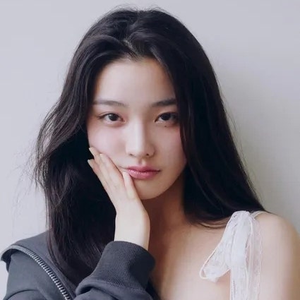 아일릿 이로하 일본에서 온 메인댄서 막내의 반전 매력 비결