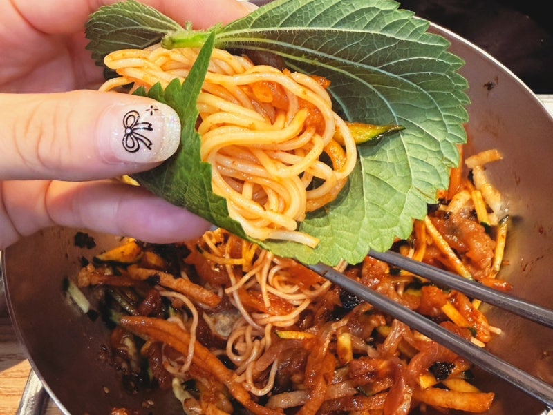 포항 물회 맛집 포항식 고추장에 비벼먹는 물회 새포항물회집