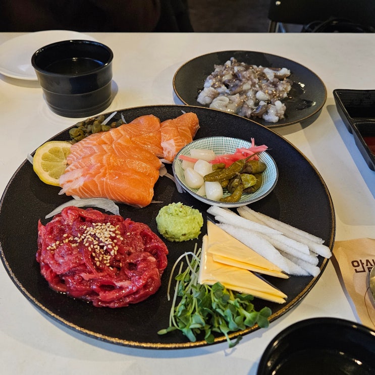  육회 연어 낙지까지 풀코스, 범계 맛집 육회야문연어