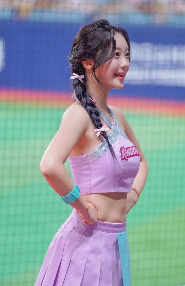 키움 치어리더 송민교, 사비로 원정 직관까지 다니는 역대급 '팀 사랑' 주인공?