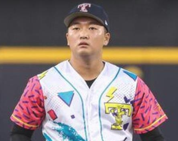   고우석 선수 디트로이트 더블A 압도적 탈삼진 쇼와 LG 트윈스 복귀설 진실
