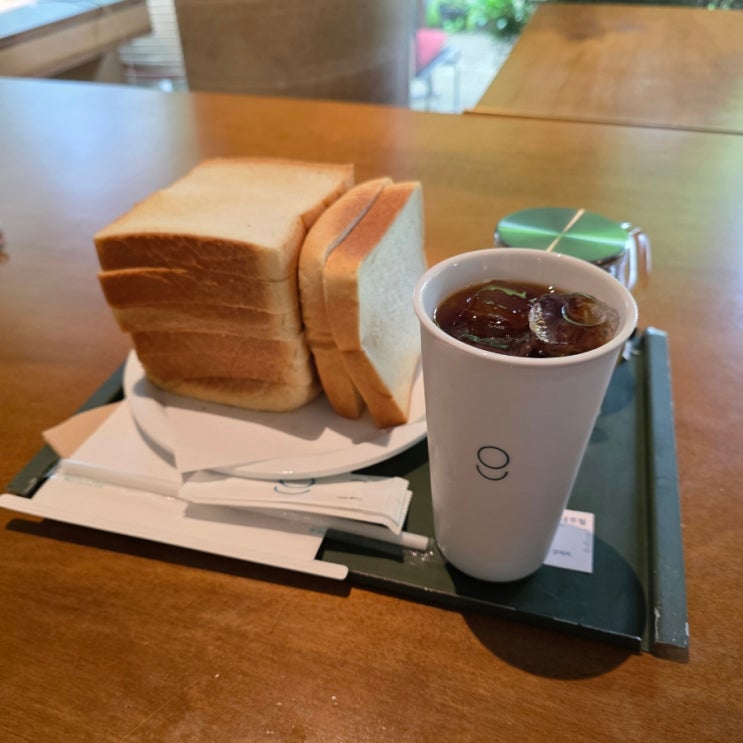  부산 기장 핫플 생식빵 맛집 공지 카페