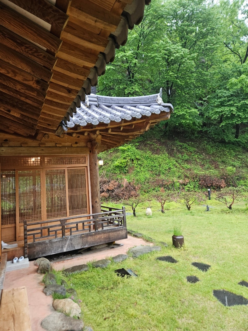 전주 한옥마을 근처 단체 숙소: 전주의 봄 펜션