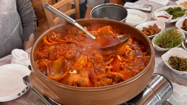  논산 송락촌 묵은지 닭볶음탕 후기｜묵은지 깊은 맛과 닭고기 조합 분석