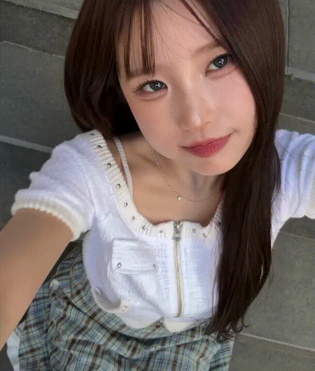 [2026.04.26] 프로미스나인 송하영 인스타 사진 업로드