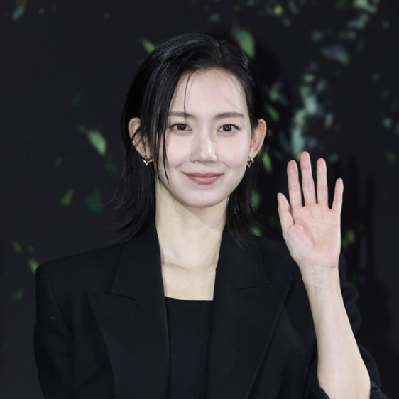 “그런 사이였어?!” 신현빈 딘딘 누나 친구 공개 ‘군체 홍보 앞두고?!’