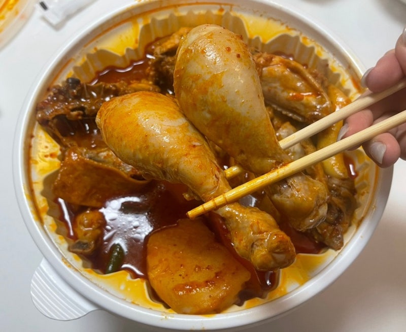 [배달] 엽떡 닭볶음탕 먹어봤는데 이거 뭐야..? 엽기떡볶이 닭도리탕 솔직후기 (내돈내산)