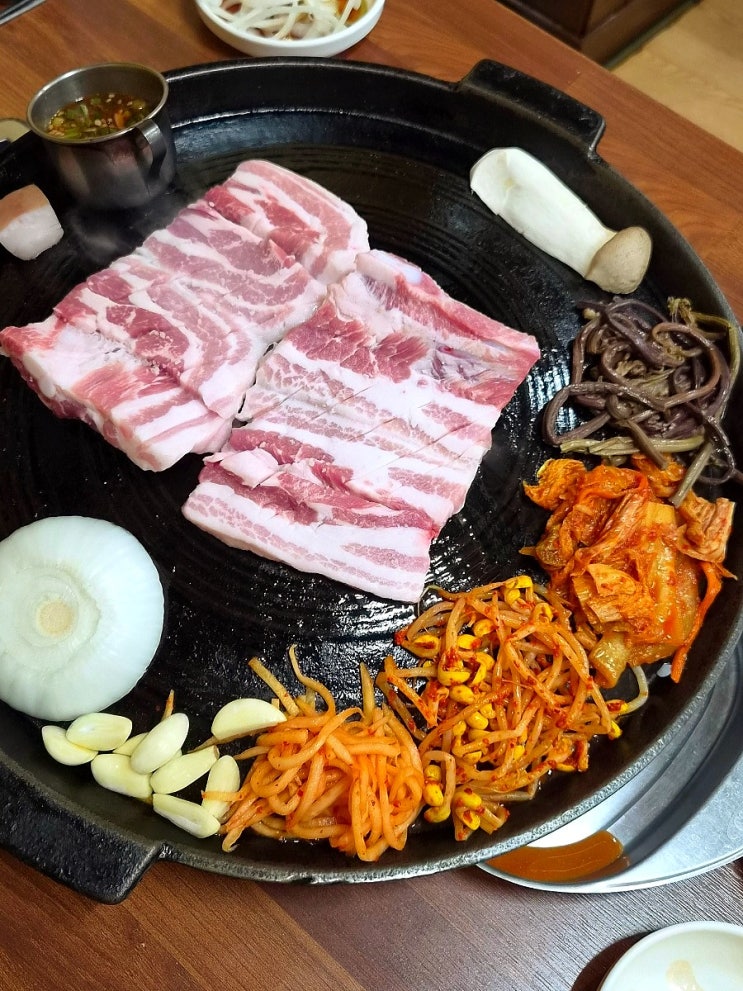  제주 연동삼겹살맛집 '연동탑부평' 현지인 맛집 솥뚜껑 삼겹살 강력 추천