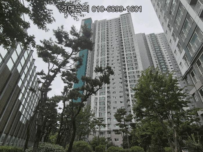  천안의 신흥 주거중심지 성성지구, 성성호수공원과 초등학교를 모두 품은 명품 대단지 천안레이크타운2차푸르지오 아파트가 경매로 나왔습니다 2025타경12468