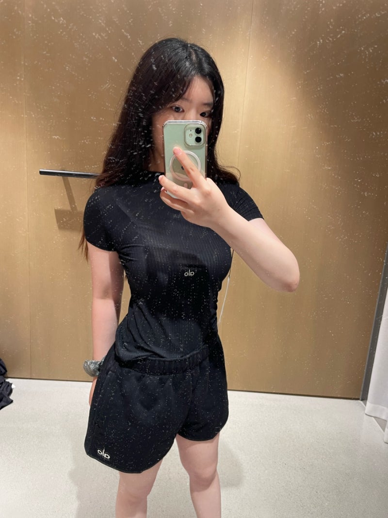 alo yoga 도산