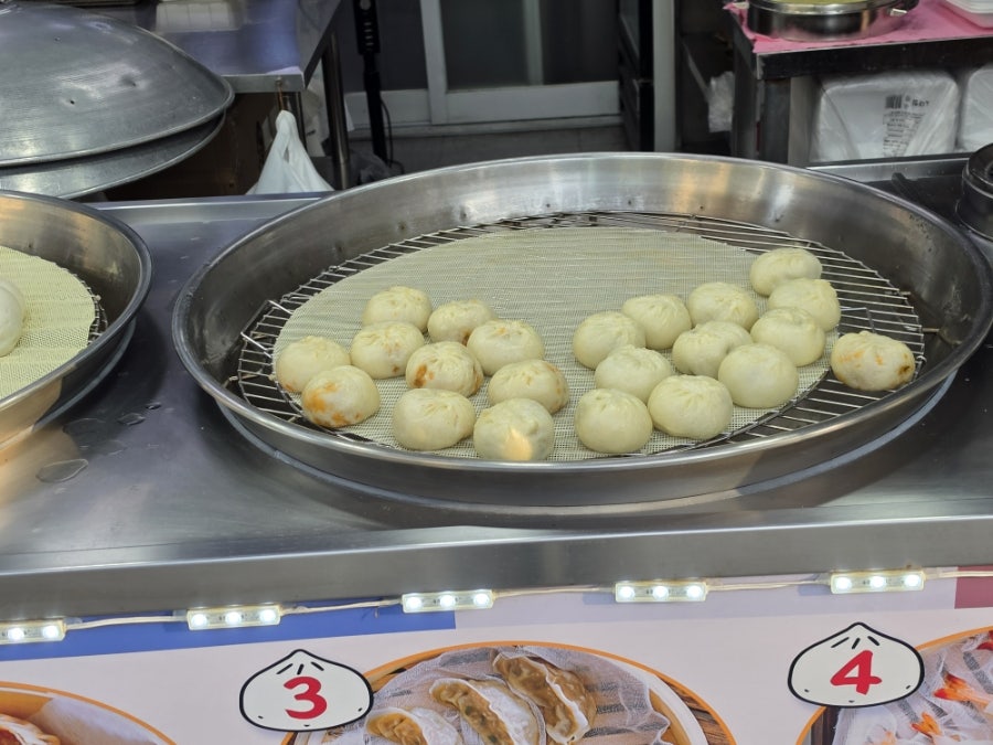 백남옥달인손만두 명일점 사진 6