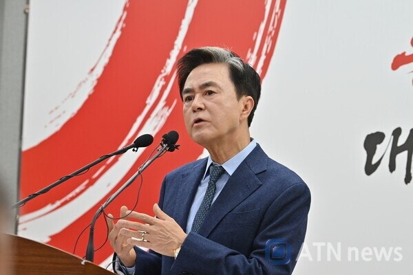 김태흠 지사, 정진석 출마와 박수현 회피 정치 비판