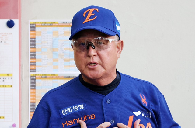 김경문 감독 "한화 클로저는 김서현"! 잭 쿠싱, <b>재계약</b> 실패?