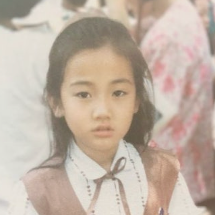 "이거 진짜야?" 너무 예뻐서 왕따 당했다는 여배우.jpg