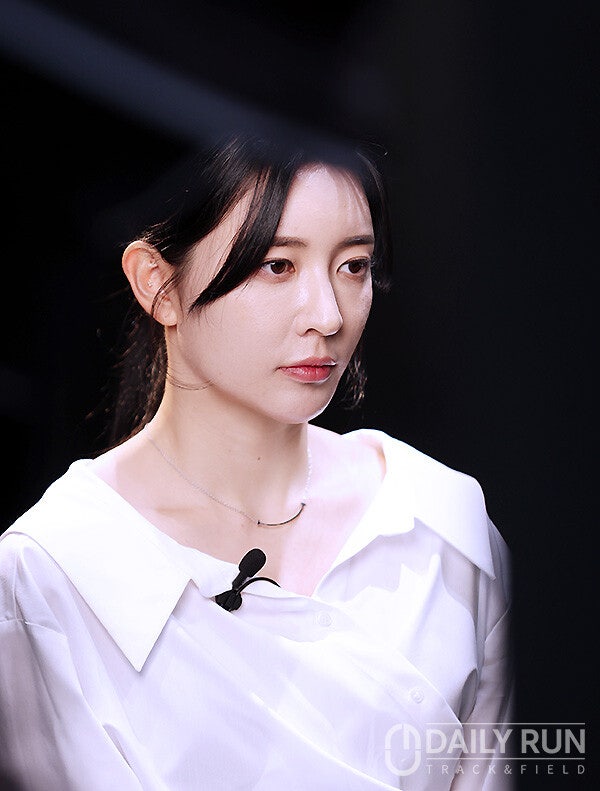 "올해 메달 다 내 꺼!" 육상계 이영애 33살 김지은, 수영복 공개에 반응 터진 비결 +김지은 육....